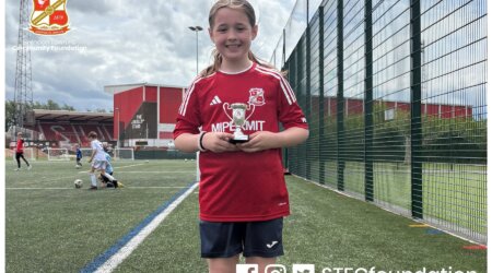 HOLIDAY COURSE FUN FOR THE FOUNDATION !